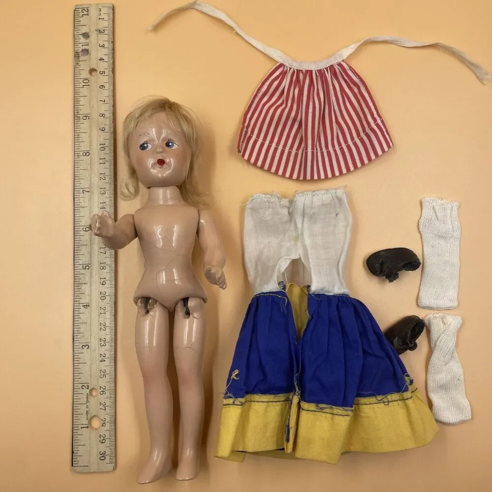 Madame Alexander this vintage